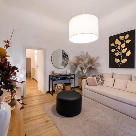 Dea Luxury Casa Vacanze- Zona Chiesa A Trullo - Алберобело Екстериор снимка