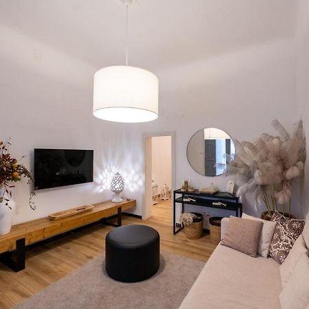 Dea Luxury Casa Vacanze- Zona Chiesa A Trullo - Алберобело Екстериор снимка