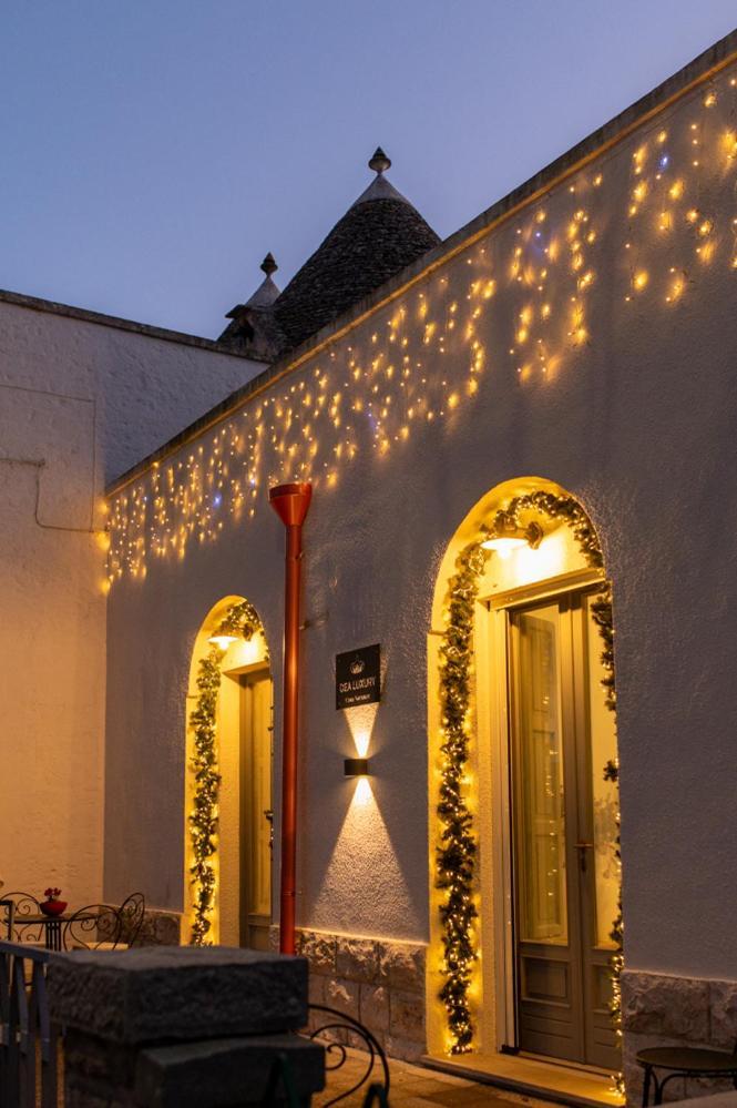 Dea Luxury Casa Vacanze- Zona Chiesa A Trullo - Алберобело Екстериор снимка