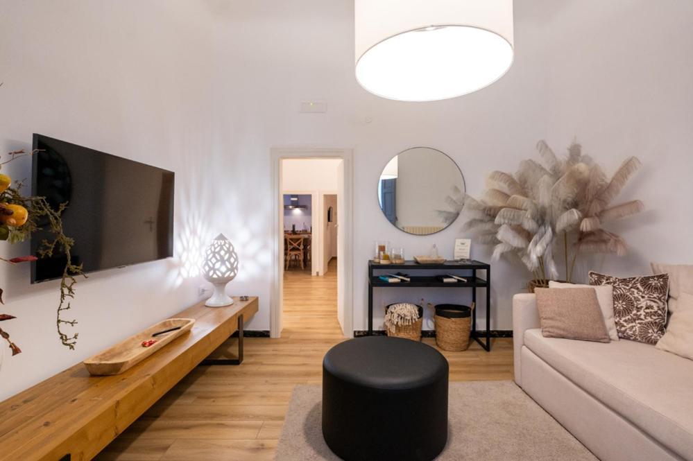 Dea Luxury Casa Vacanze- Zona Chiesa A Trullo - Алберобело Екстериор снимка
